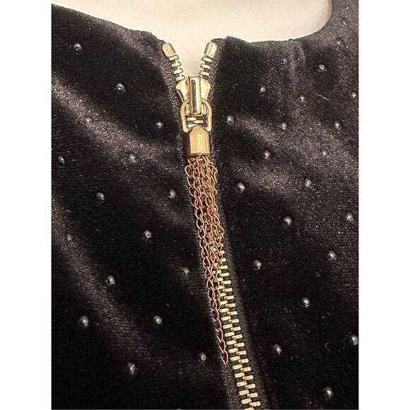 T Tahari Women's Black Lala Velvet Gold Studded Embellished Top Size Small - Picture 5 of 9